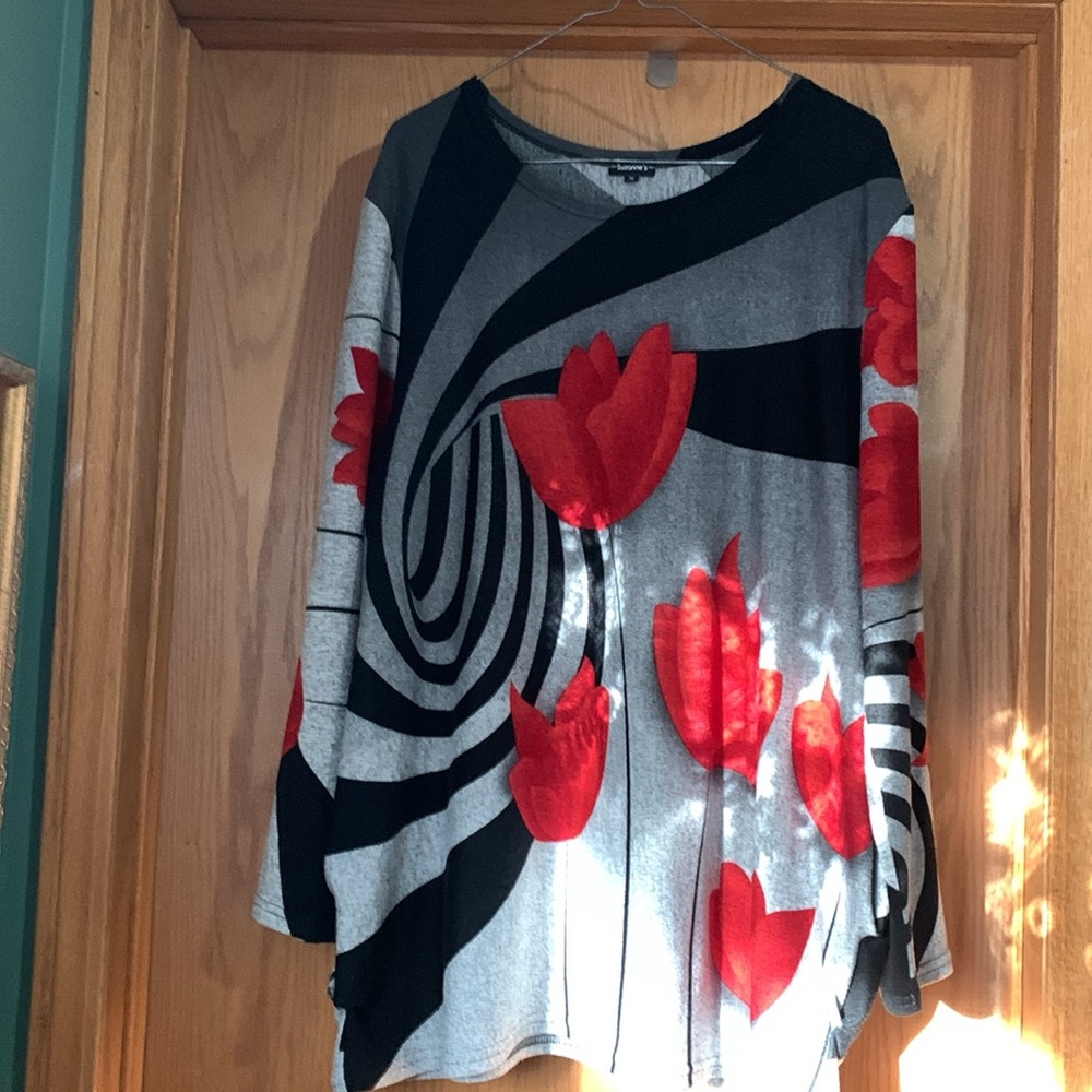 Long sleeved light weight sweater - long to wear with leggings -